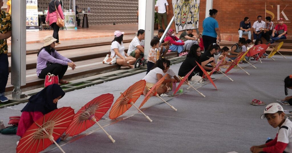 Festival Layangan Hias Terbesar di Jakarta Timur Digelar