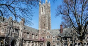 Jelajahi Kampus-Kampus Hebat di Amerika