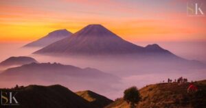 Menapaki Gunung “Sumbing”: Jalur Pendakian & Puncak Memukau