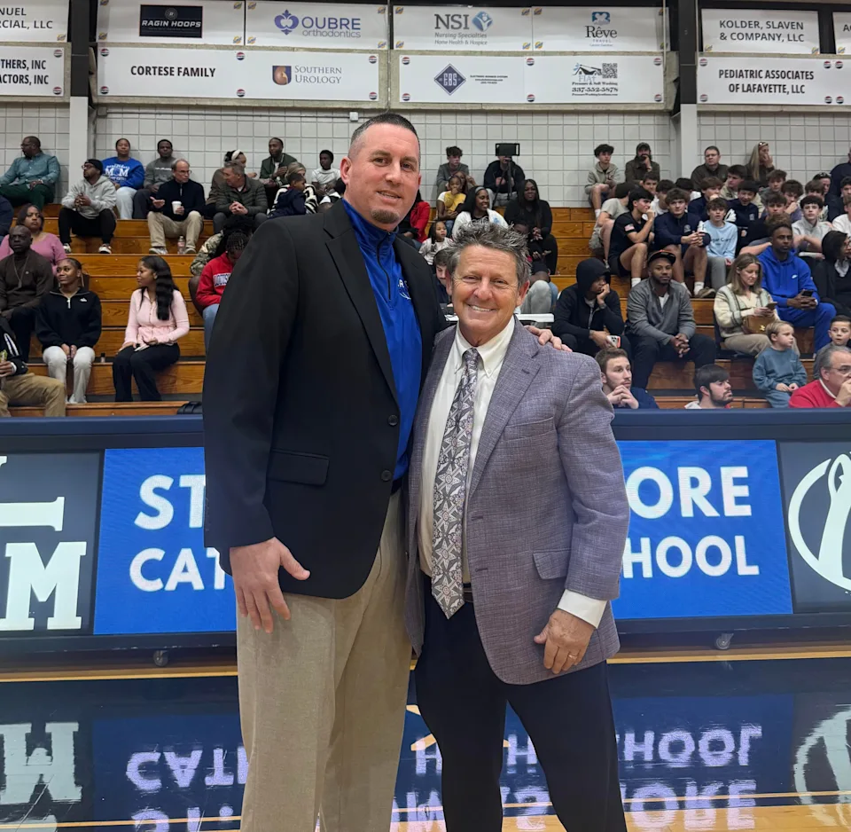 Broussard Hantam Eks Pemain Boyd di STM Hoops Mentoring