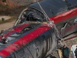 39 tewas di Spanyol akibat tabrakan dua kereta cepat