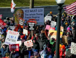 Amerika protes Trump di ulang tahun kekuasaannya