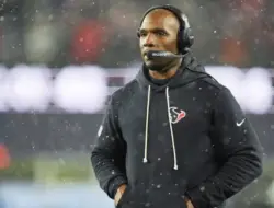 DeMeco Ryans ditangkap karena punt kontroversial Texans di akhir kekalahan Patriots