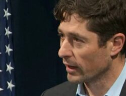 DOJ Geledah Gubernur Walz & Walikota Frey, Ada Apa?