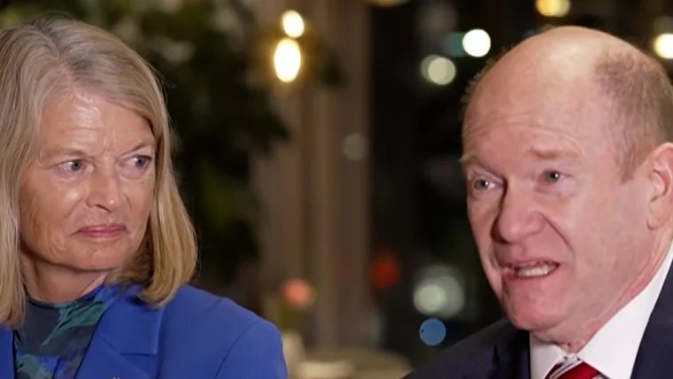 Ketegangan Greenland: Senator AS Terbang ke Denmark Cari Jalan Tengah