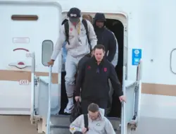 Hoosiers juara nasional sepak bola, disambut sebagai pahlawan di Bloomington