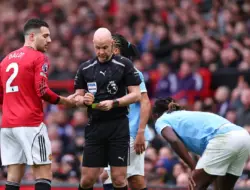 Howard Hubert: Diego Darlot pantas dihukum lawan Manchester City