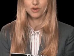 Amanda Seyfried: Channing Tatum Pipi di Kakiku, Makanya Kami Deket