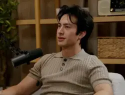 Hudson Williams Buka Suara Soal Kritik Fans terhadap Persaingan BTS vs Beatles