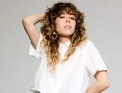 Janet McCurdy siap mengejutkan Anda