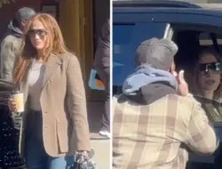 Jennifer Lopez Beri Uang Tunai ke Tunawisma