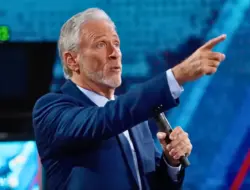 John Stewart: Bintang TV Tak Percaya Pemimpin AS