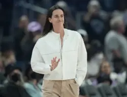 Kate Clark kirim pesan pribadi ke mantan tim Iowa