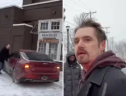 Nick Sortor ditarik di jalan, kameranya dirampas di Minneapolis