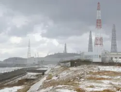Operator Fukushima akan nyalakan kembali reaktor, muncul kekhawatiran keamanan