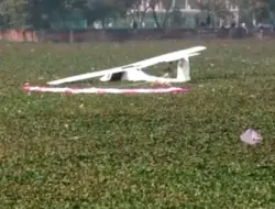 Pesawat Latih TNI India Jatuh di Danau Praagraji