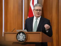 PM Inggris: Tak ada pilihan yang tak terjawab soal larangan medsos untuk remaja