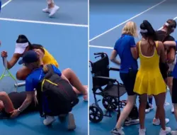 Priscilla Hon bantu lawan di kursi roda usai drama di Australian Open