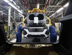 Produksi Mobil Spanyol Turun 4% di 2015