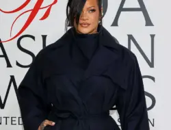 Rihanna kecewa pengawalnya tutup pintu di wajahnya