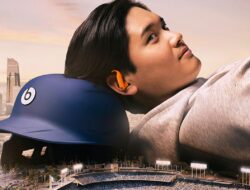 Shohei Ohtani dari LA Dodgers tampil dalam kampanye terbaru Beats.