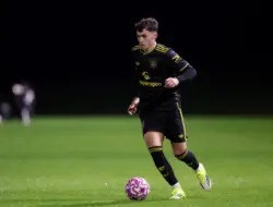 Skinner main topi-tato, tapi pemain muda MU lainnya cetak gol di depan Carrick