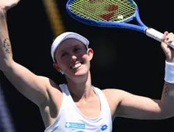 Storm Hunter akhiri paceklik dua tahun dengan kemenangan gemilang di putama pertama Australian Open