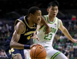 Tim basket Michigan naik di polling AP