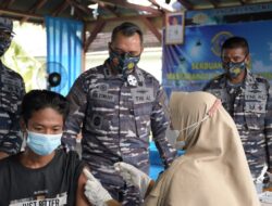 Vaksinasi Massif Hari Kedua di Lanal TBA