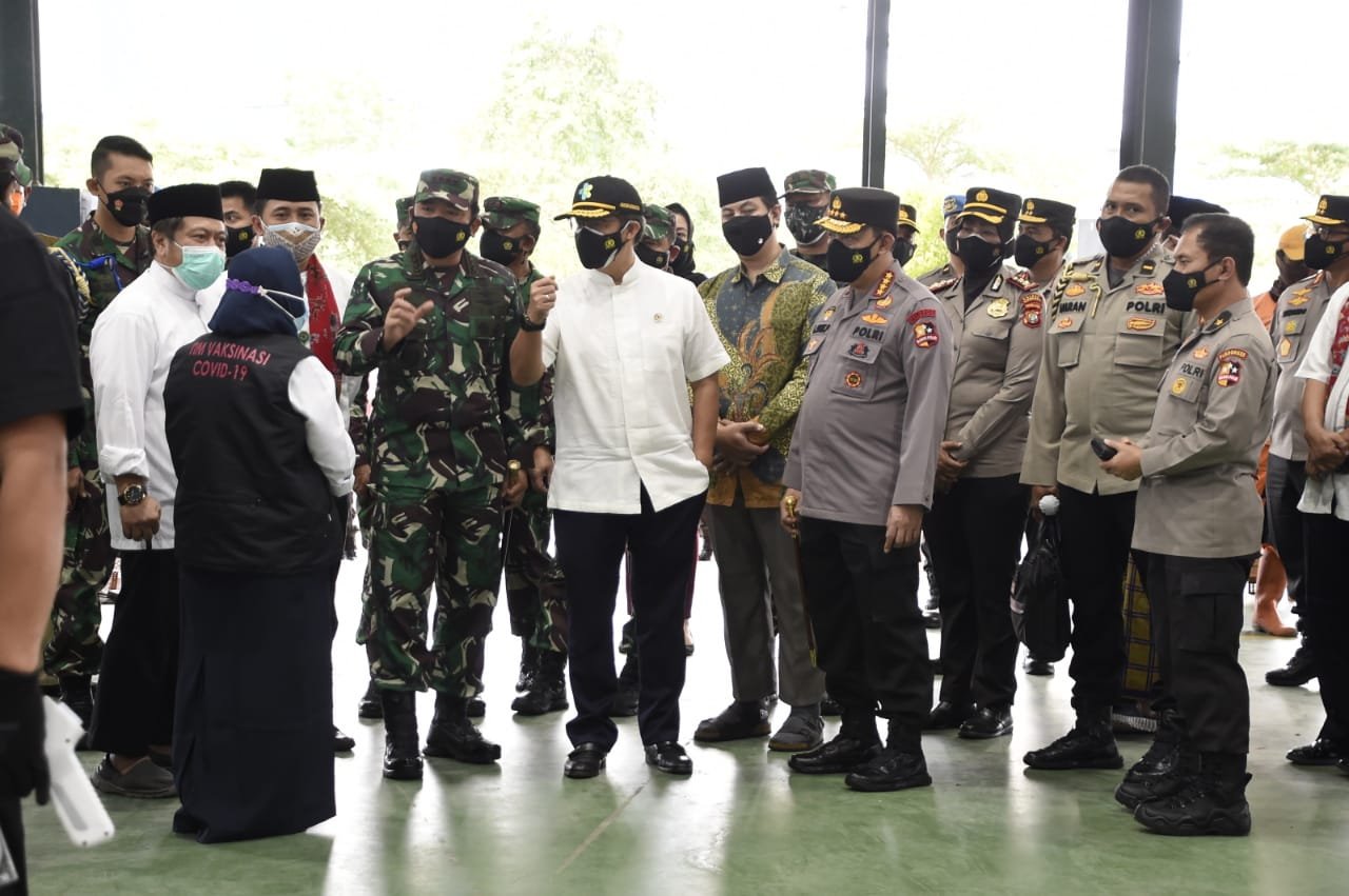 TNI Siap Tambah Tenaga Kesehatan untuk Vaksinasi