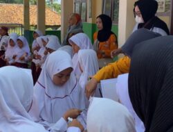 Mahasiswa KKM UPG dan Puskesmas Sosialisasikan Kesehatan Gigi ke Siswa SD