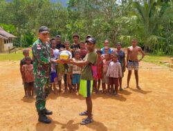 Satgas Yonif 143/TWEJ Ukir Prestasi, Sumbang Alat Olahraga ke Pedalaman Papua