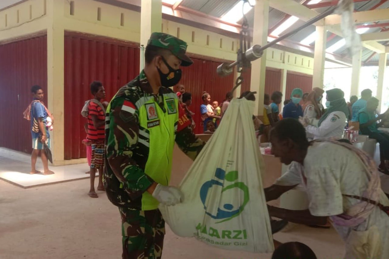 Babinsa Merauke Dukung Posyandu untuk Keluarga dan Balita Sehat Papua
