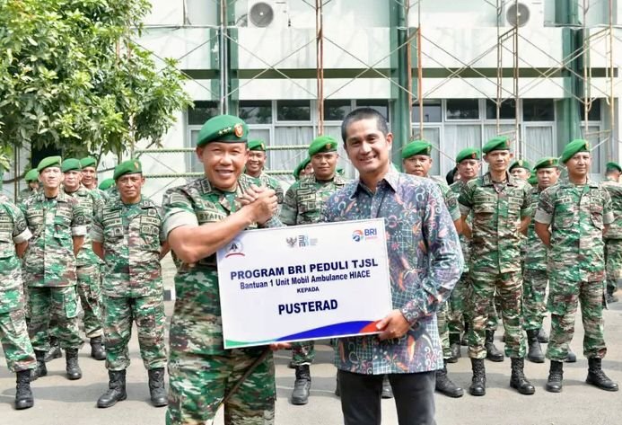 Pusterad Mabes TNI Terima Ambulance TJSL dari BRI Kanwil Jakarta 2