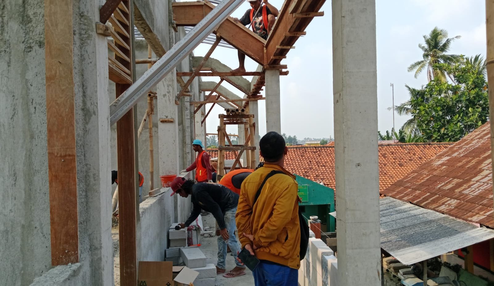Proyek RKB Gintung 1 Dinas Pendidikan Kabupaten Tangerang Diduga Dikerjakan Kontraktor Siluman