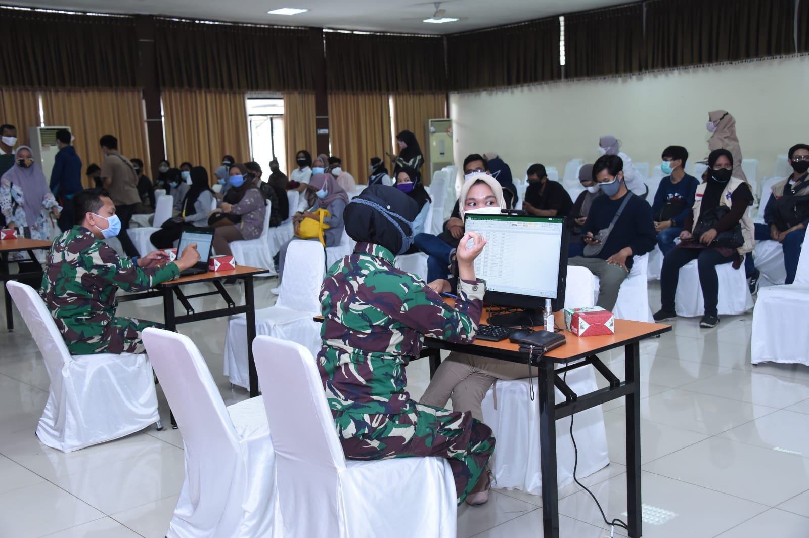 TNI Buka Pendaftaran Ribuan Relawan Medis dan Nonmedis