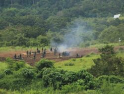 Armed dan Anoa Tankbuster Serang Posisi Musuh dengan Tembakan Meriam