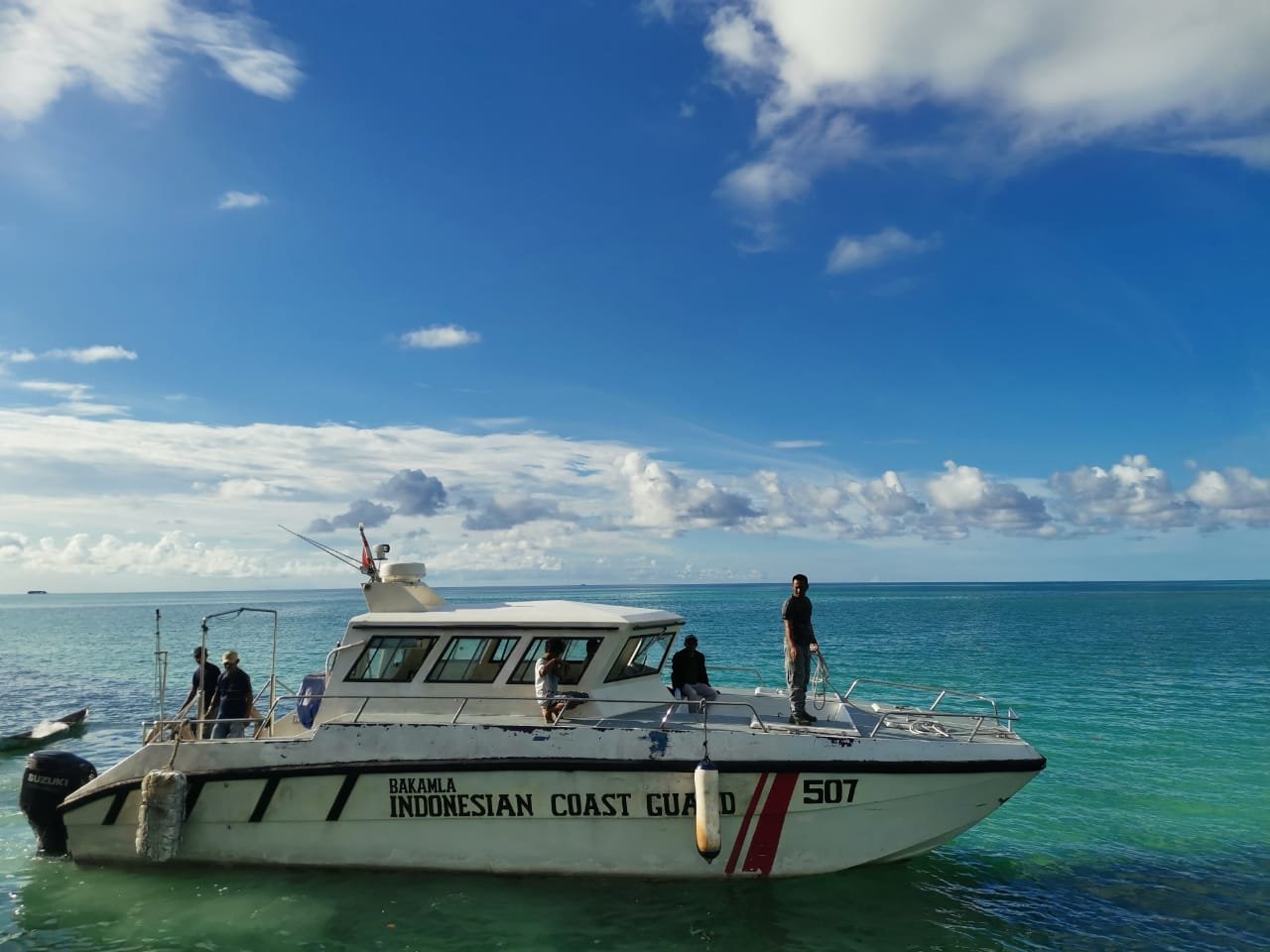 SPKKL Tual dan Bakamla RI Luncurkan Catamaran 5-07 untuk Vaksinasi Pulau Terpencil