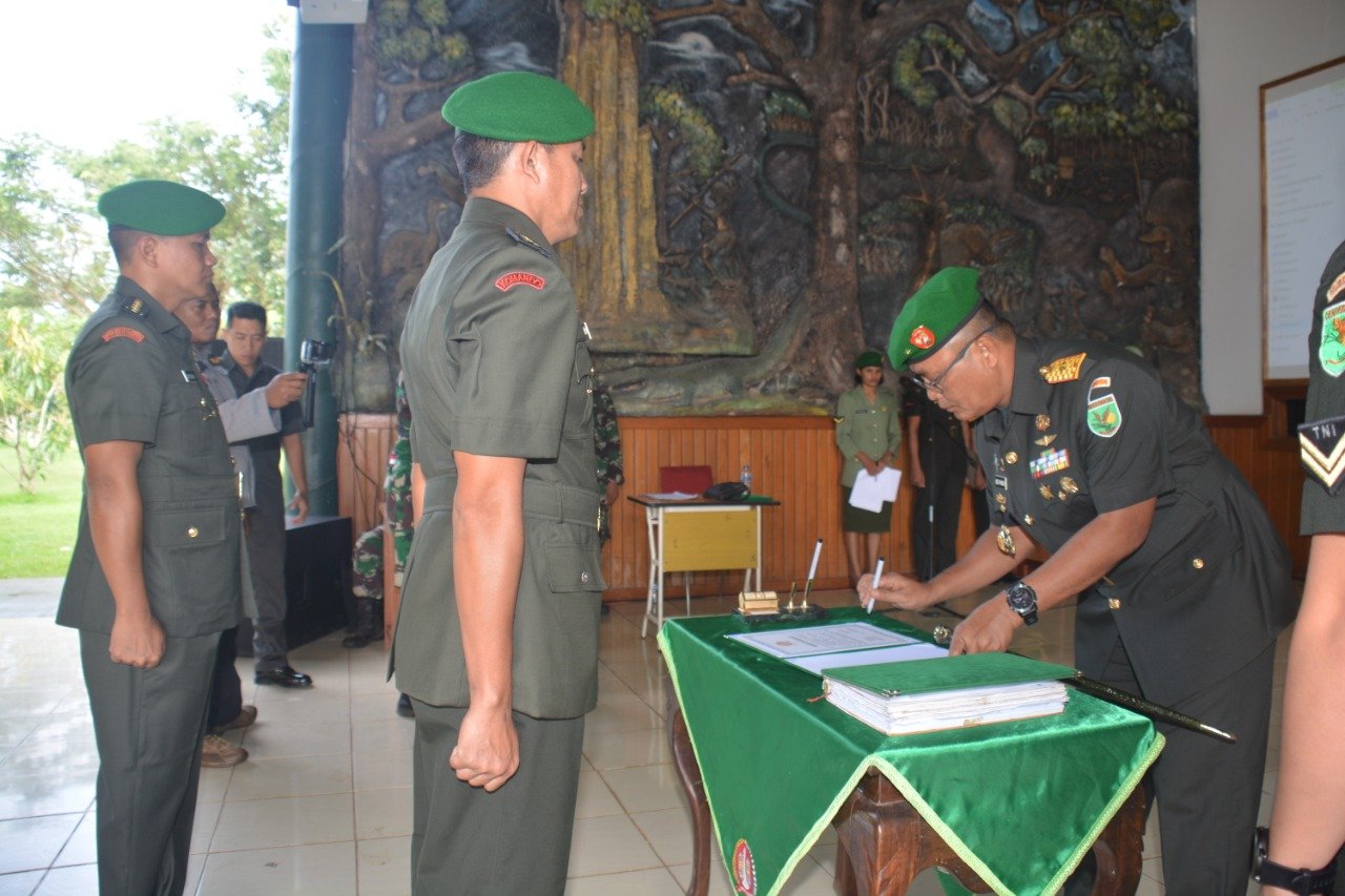 Brigjen TNI E Reza Pahlevi Pimpin Serah Terima Kasiter dan Kasiren Korem 174 ATW Merauke