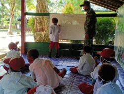 Tak Putus Asa, Satgas Yonif MR 413 Kostrad Perhatikan Anak di Perbatasan RI-PNG