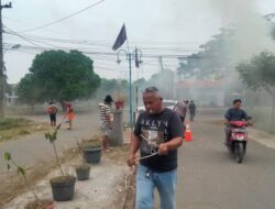 Warga Taman Banten Lestari RW 16 Gotong Royong di Hari Libur