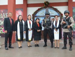 Brimob Kaltim Laksanakan Pengamanan Maksimal di Gereja Natal