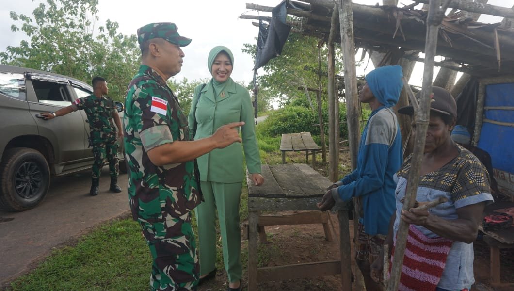 Danrem Borong Jualan Mama Papua Merajut Kasih Brigjen TNI Agus Widodo