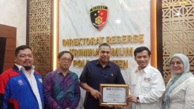 Direskrimum Polda Banten Terima Penghargaan dari SP KEP SPSI Banten