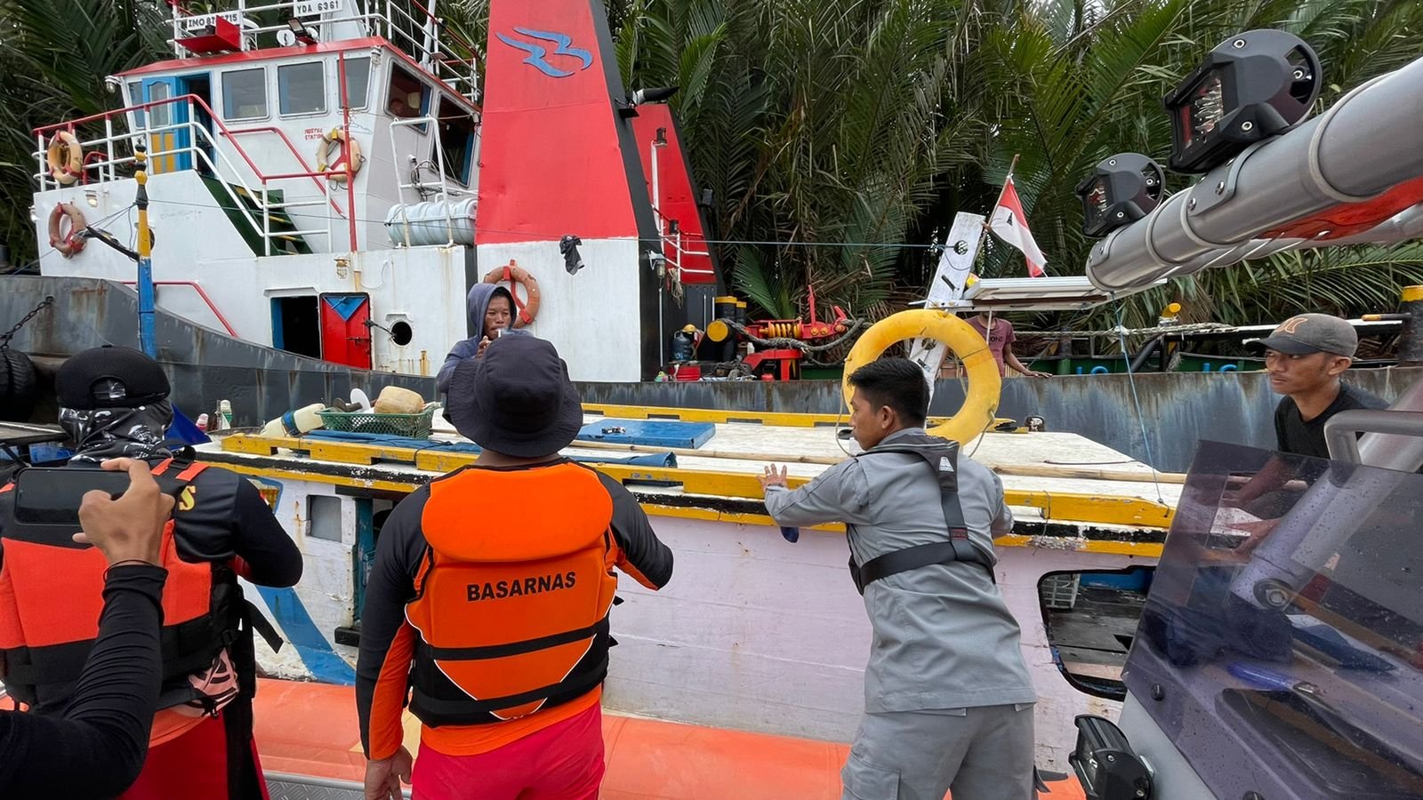 Bakamla RI Evakuasi Kapal yang Hilang Kontak di Perairan Tarakan