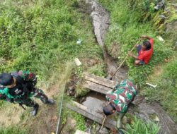 Karya Bakti TNI di Distrik Minage, Kabupaten Tolikara
