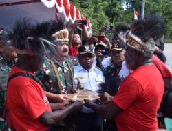 Panglima TNI dan Kapolri Terima Lahan Kogabwilhan III dari Tokoh Adat Suku Kamoro