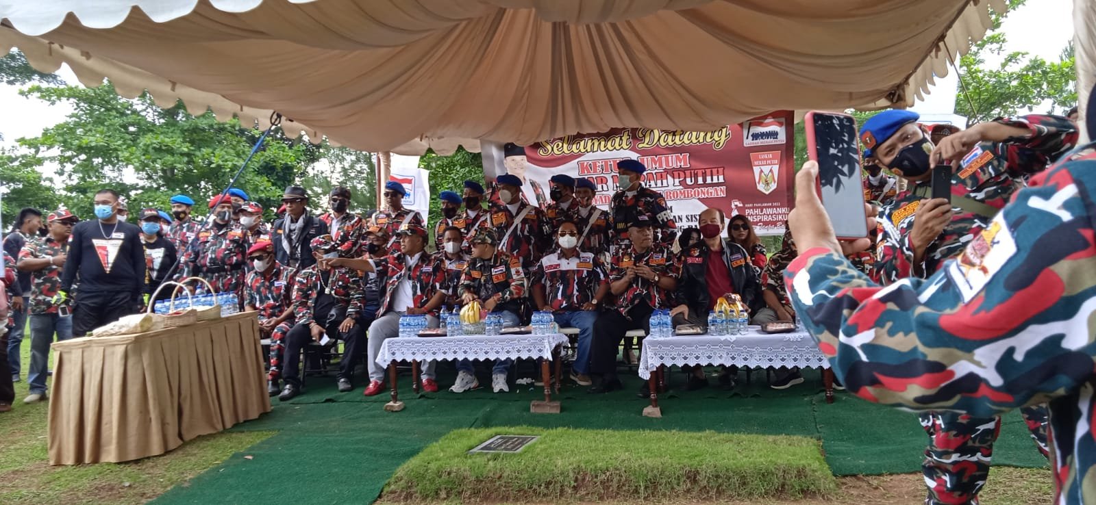 Ketua Umum LMP Ziarah ke Makam Pendiri