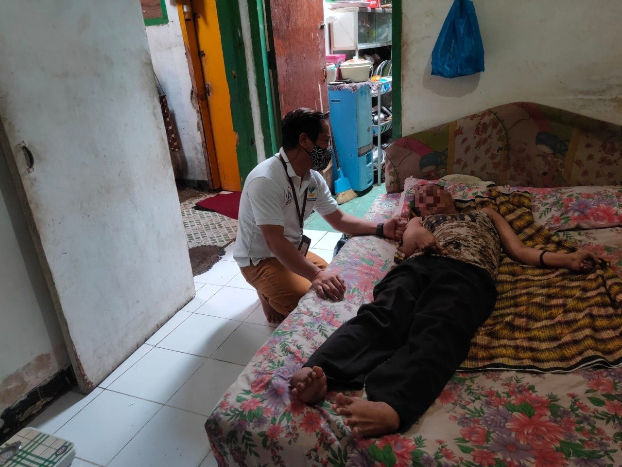 UPT Kemensos RI Bantu 4 Disabilitas Berat di Wilayah Banjir Bima