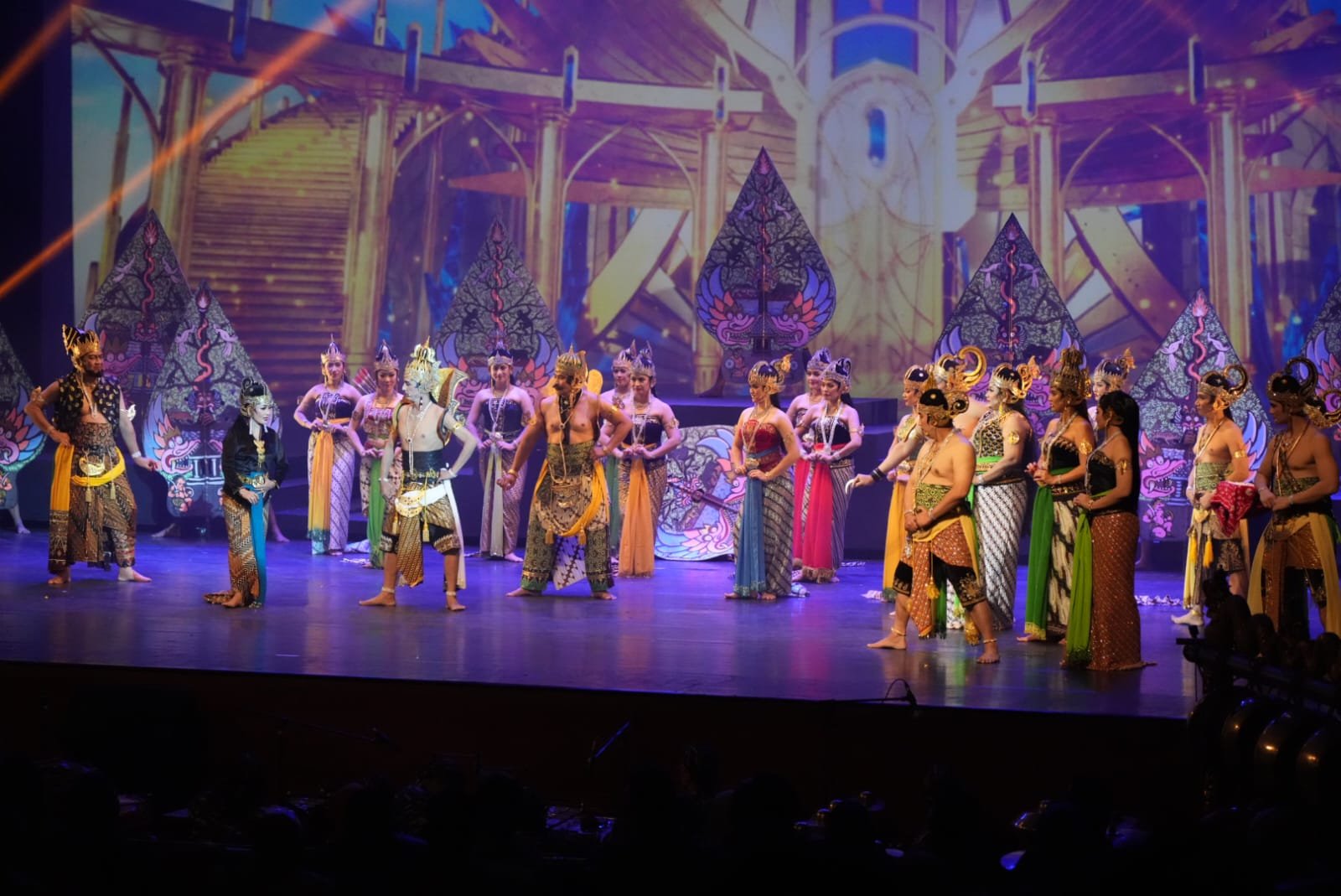 Panglima TNI: Pagelaran Wayang Orang Asli Indonesia Wajib Dilestarikan